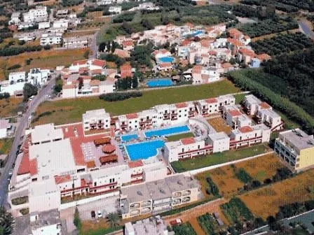 Kambos Village 3*