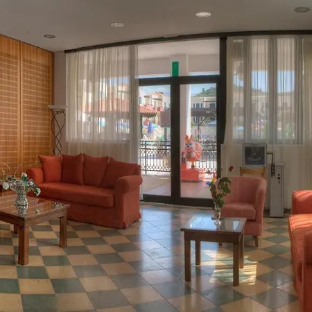 Aparthotel Kambos Village 3*