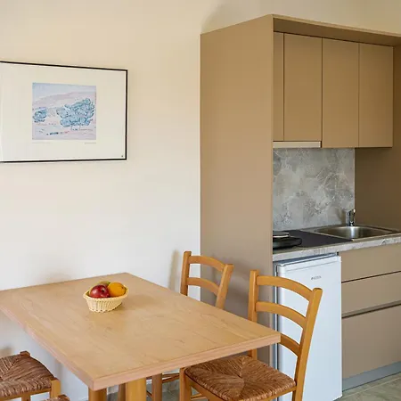 Kambos Village Aparthotel Agia Marina