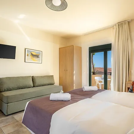 Aparthotel Kambos Village 3*