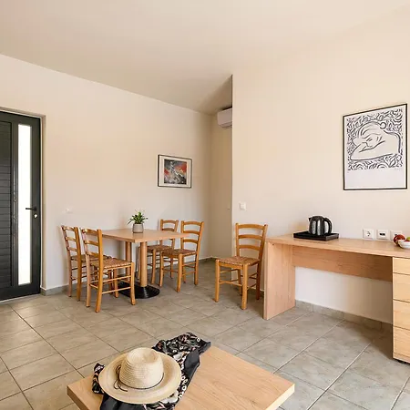 Kambos Village 3* Agia Marina