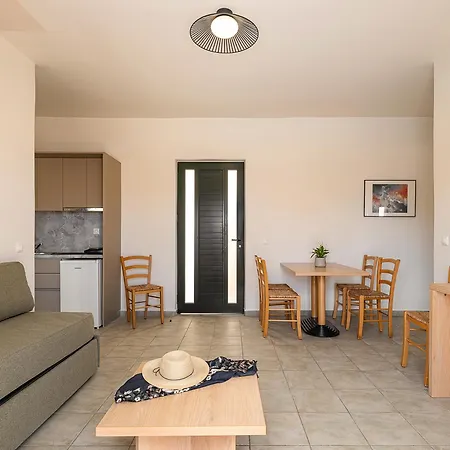 Apart-hotel Kambos Village