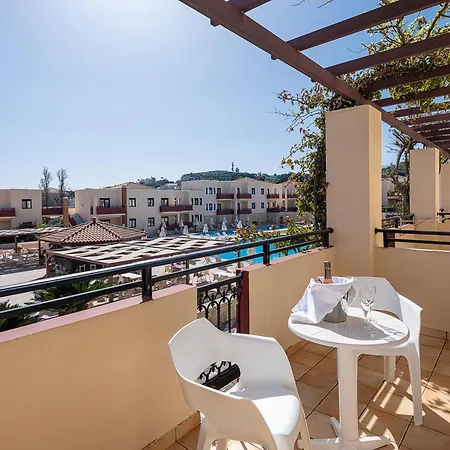 Aparthotel Kambos Village